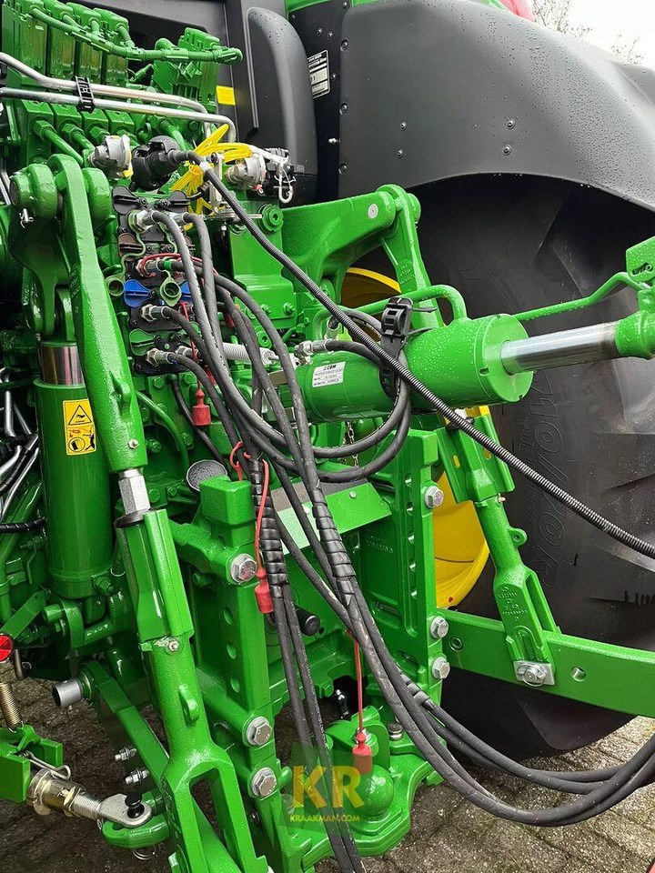 John Deere 6R 175 - Трактор: слика 3 John Deere 6R 175 - Трактор: слика 3