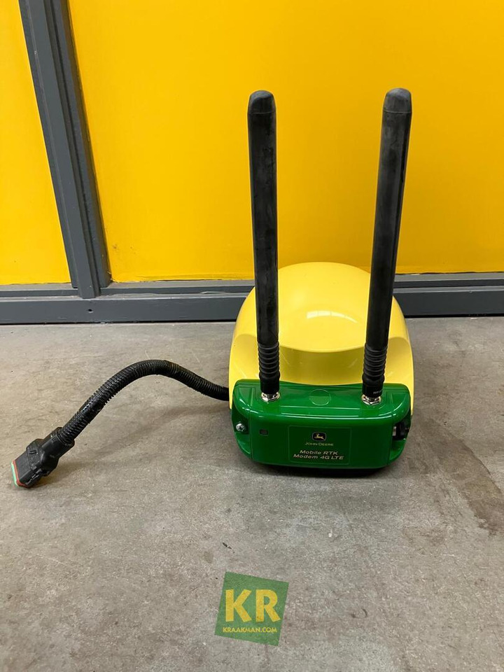 John Deere Starfire 6000 ontvanger - Систем за навигација за Земјоделска машина: слика 2 John Deere Starfire 6000 ontvanger - Систем за навигација за Земјоделска машина: слика 2