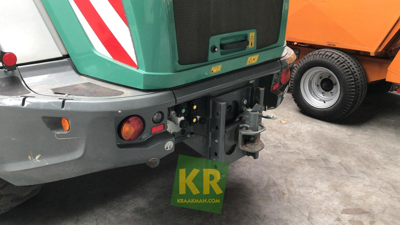 KL55.8T Kramer - Телескопски натоварувач на тркала: слика 2 KL55.8T Kramer - Телескопски натоварувач на тркала: слика 2
