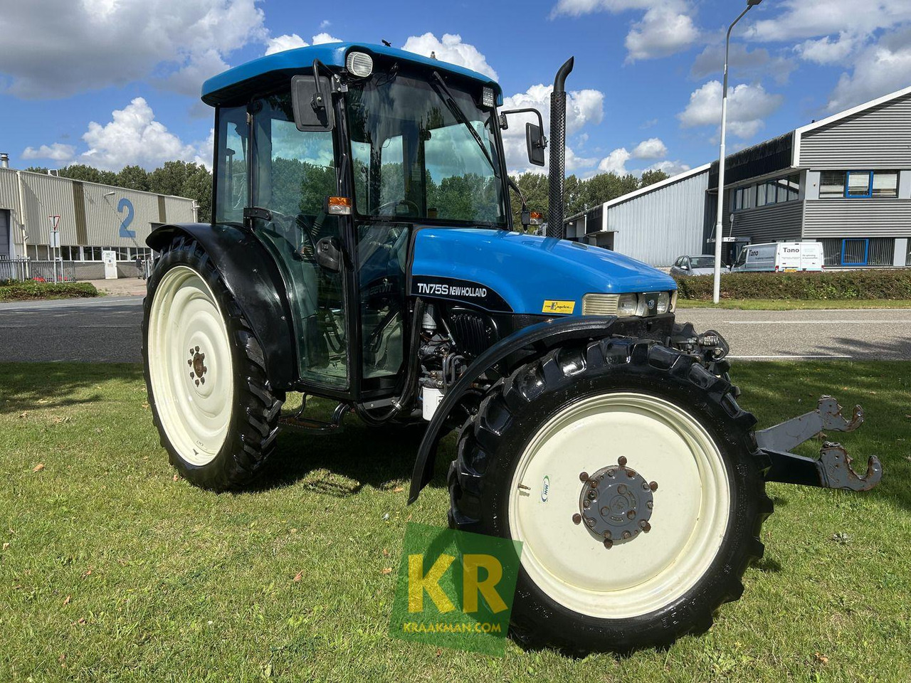 New Holland TN75S - Трактор: слика 1 New Holland TN75S - Трактор: слика 1