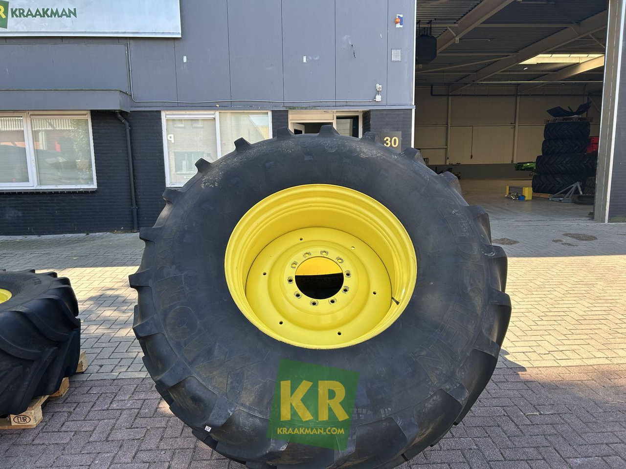 Vredestein Banden Vredestein - Комплетно тркало за Земјоделска машина: слика 2 Vredestein Banden Vredestein - Комплетно тркало за Земјоделска машина: слика 2