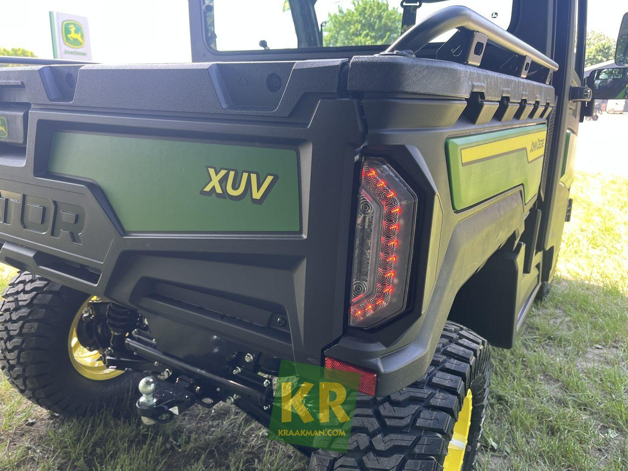 XUV875M John Deere - Сетеренско возило/ Квад: слика 1 XUV875M John Deere - Сетеренско возило/ Квад: слика 1