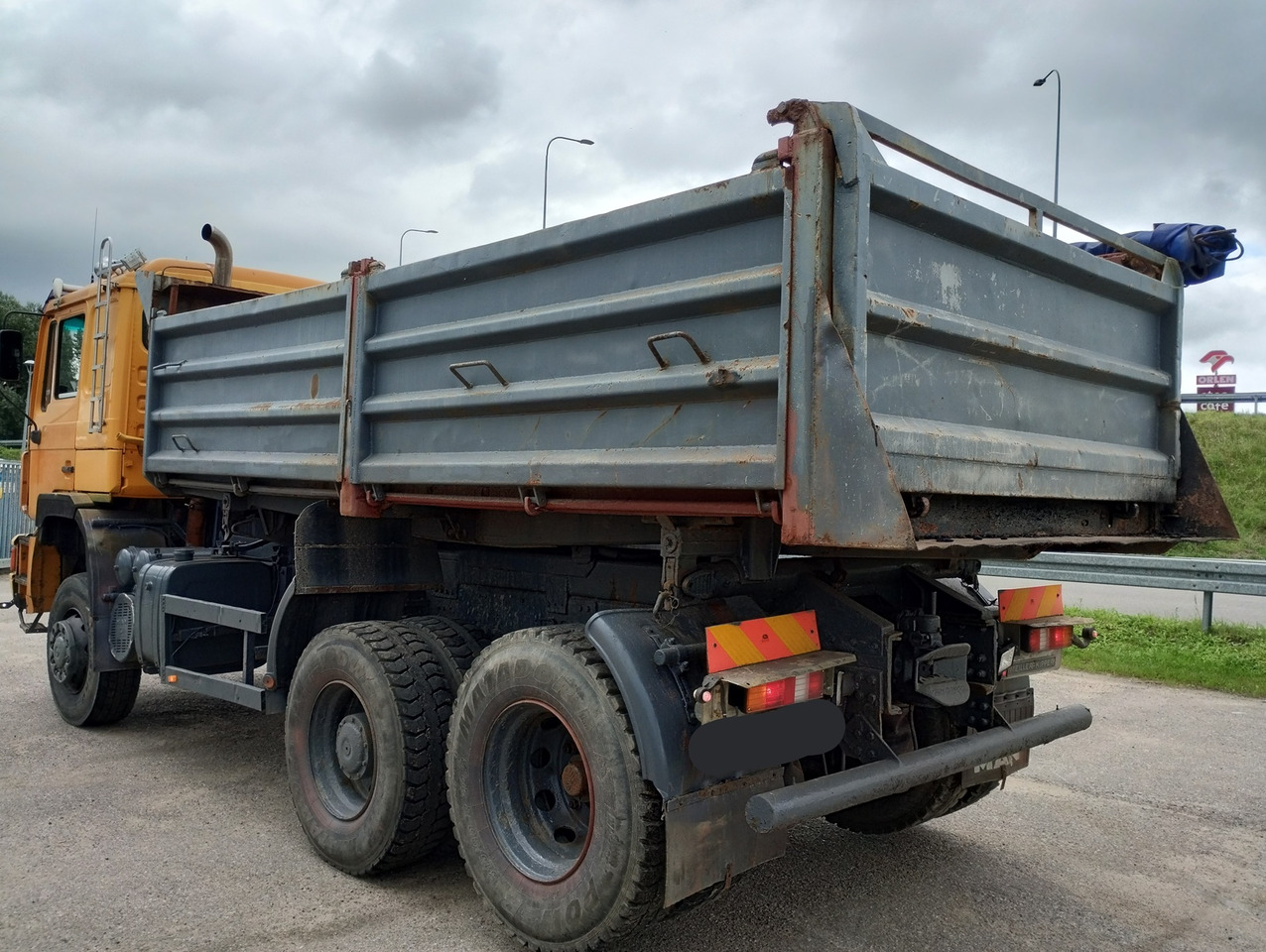 MAN F90 19-372 6X4 - 4 - Кипер: слика 3 MAN F90 19-372 6X4 - 4 - Кипер: слика 3