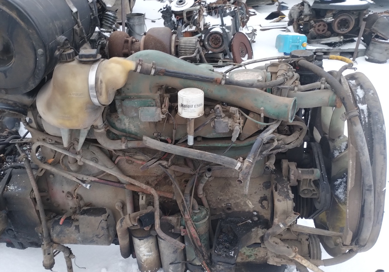 VOLVO SILNIK VOLVO F10 FL10 TD103 ES TD 103 320 HP - Мотор и делови: слика 2 VOLVO SILNIK VOLVO F10 FL10 TD103 ES TD 103 320 HP - Мотор и делови: слика 2