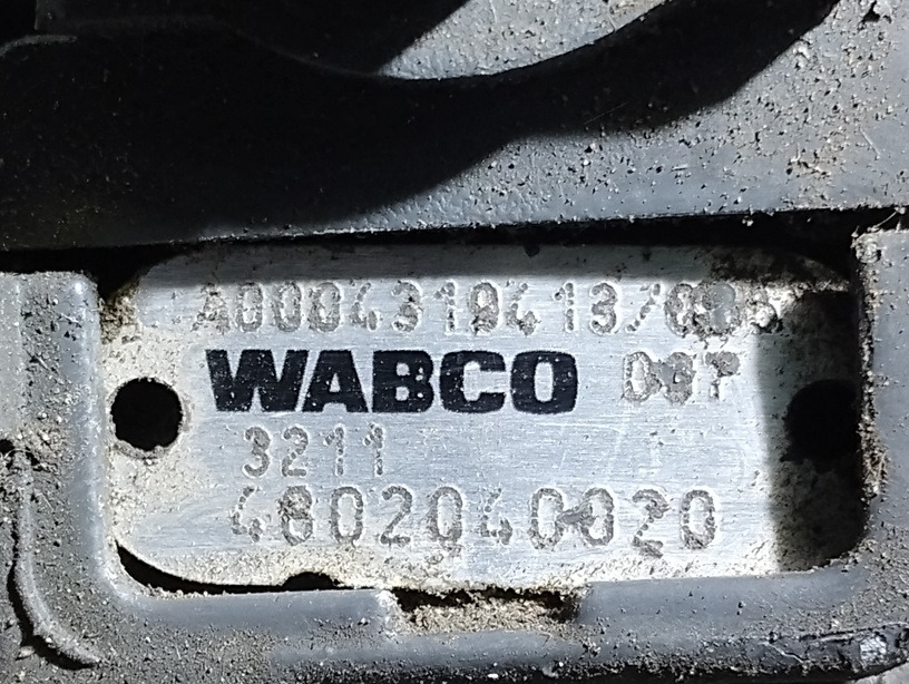 ZAWÓR MODULATOR EBS WABCO 0004319413 4802040020 MERCEDES ACTROS MP2 MP3 - Кочионен вентил: слика 4 ZAWÓR MODULATOR EBS WABCO 0004319413 4802040020 MERCEDES ACTROS MP2 MP3 - Кочионен вентил: слика 4