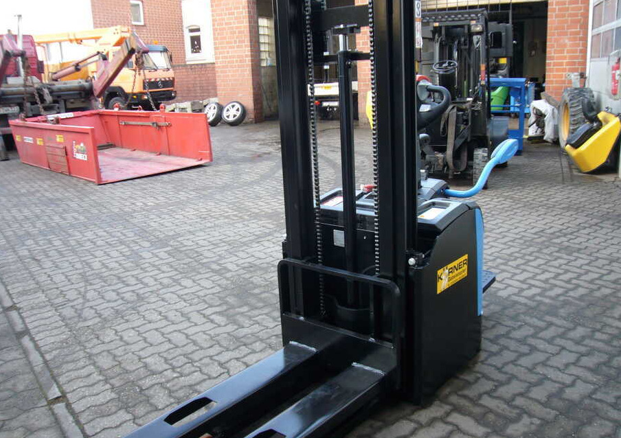 HC (Hangcha) CDD20-AZ3S - Сложувач: слика 3 HC (Hangcha) CDD20-AZ3S - Сложувач: слика 3