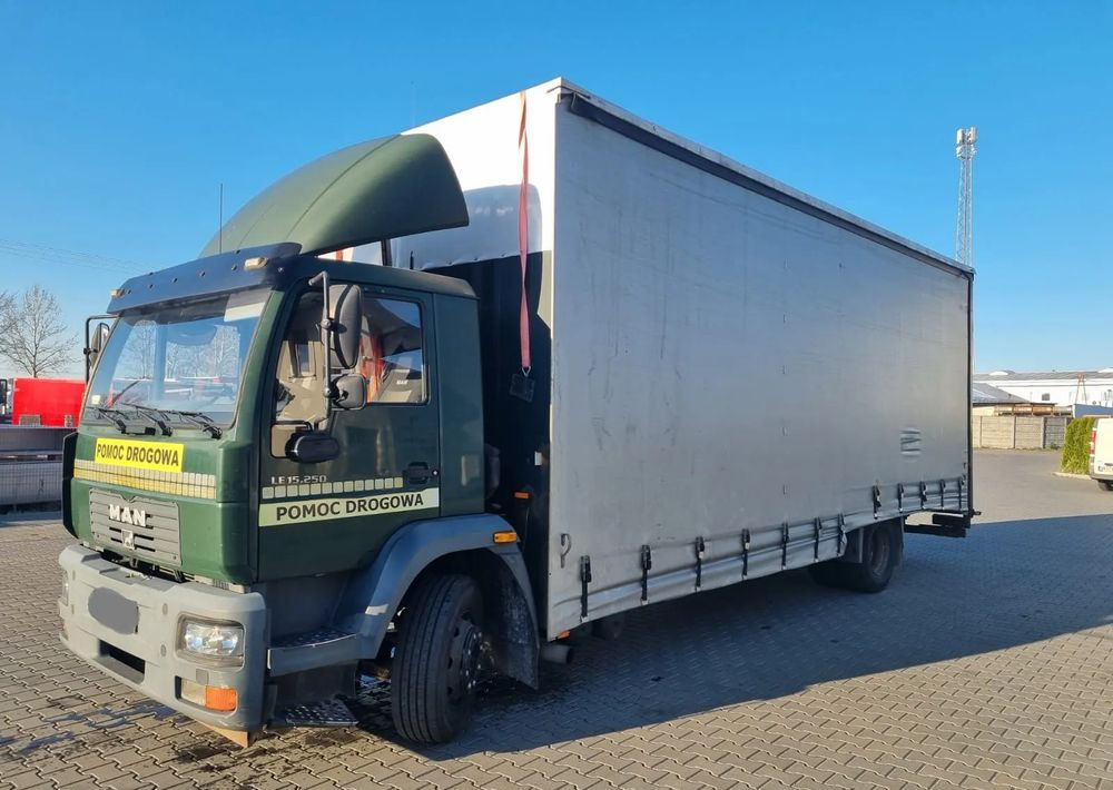MAN LE 15 220 - Камион за влечење: слика 1 MAN LE 15 220 - Камион за влечење: слика 1
