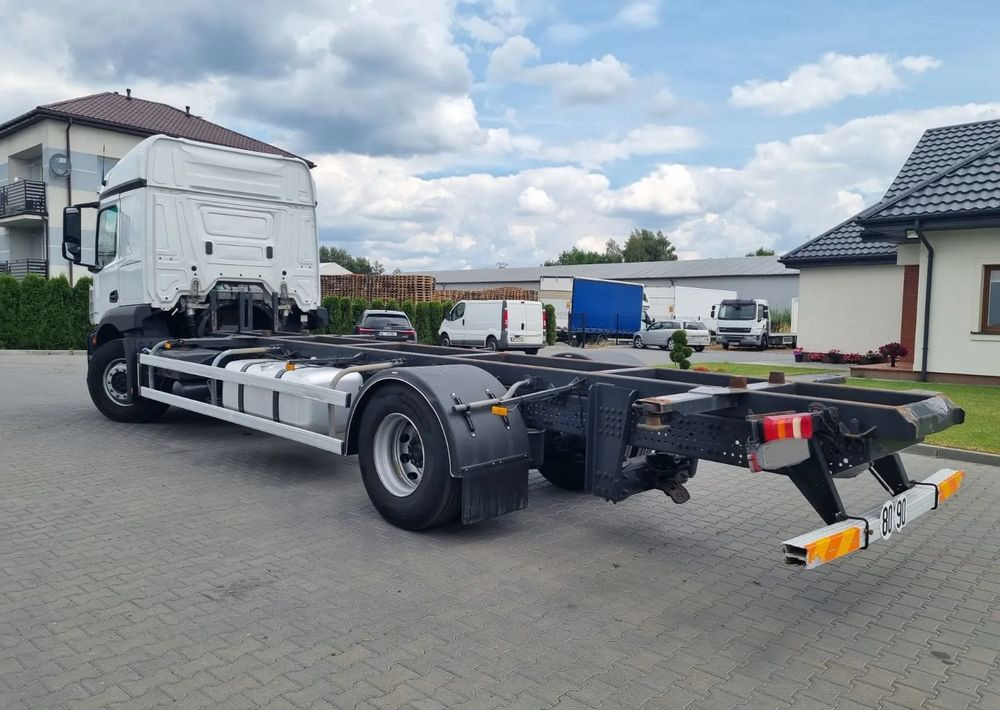 Mercedes-Benz Actros 1836 - Камион со церада: слика 4 Mercedes-Benz Actros 1836 - Камион со церада: слика 4