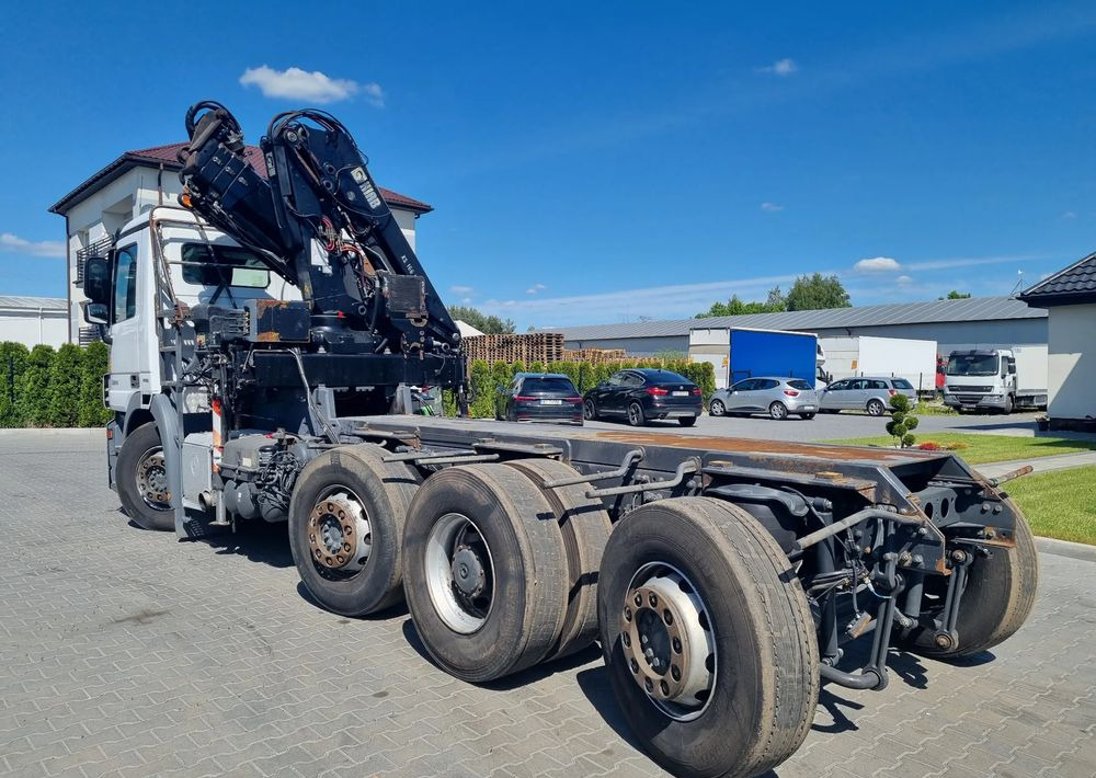 Mercedes-Benz Actros 3244 - Камион со кабинска шасија: слика 4 Mercedes-Benz Actros 3244 - Камион со кабинска шасија: слика 4
