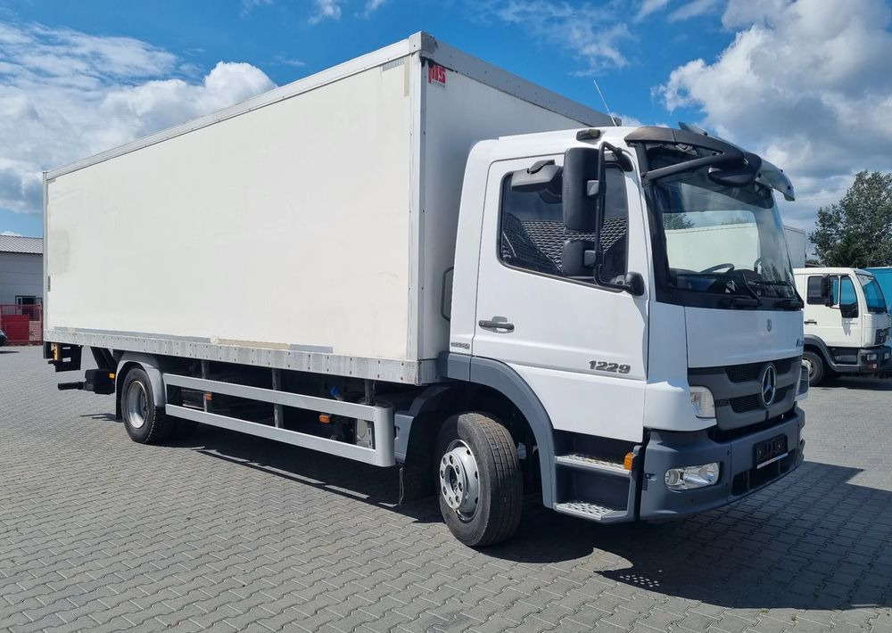 Mercedes-Benz Atego 1224 - Камион ладилник: слика 2 Mercedes-Benz Atego 1224 - Камион ладилник: слика 2