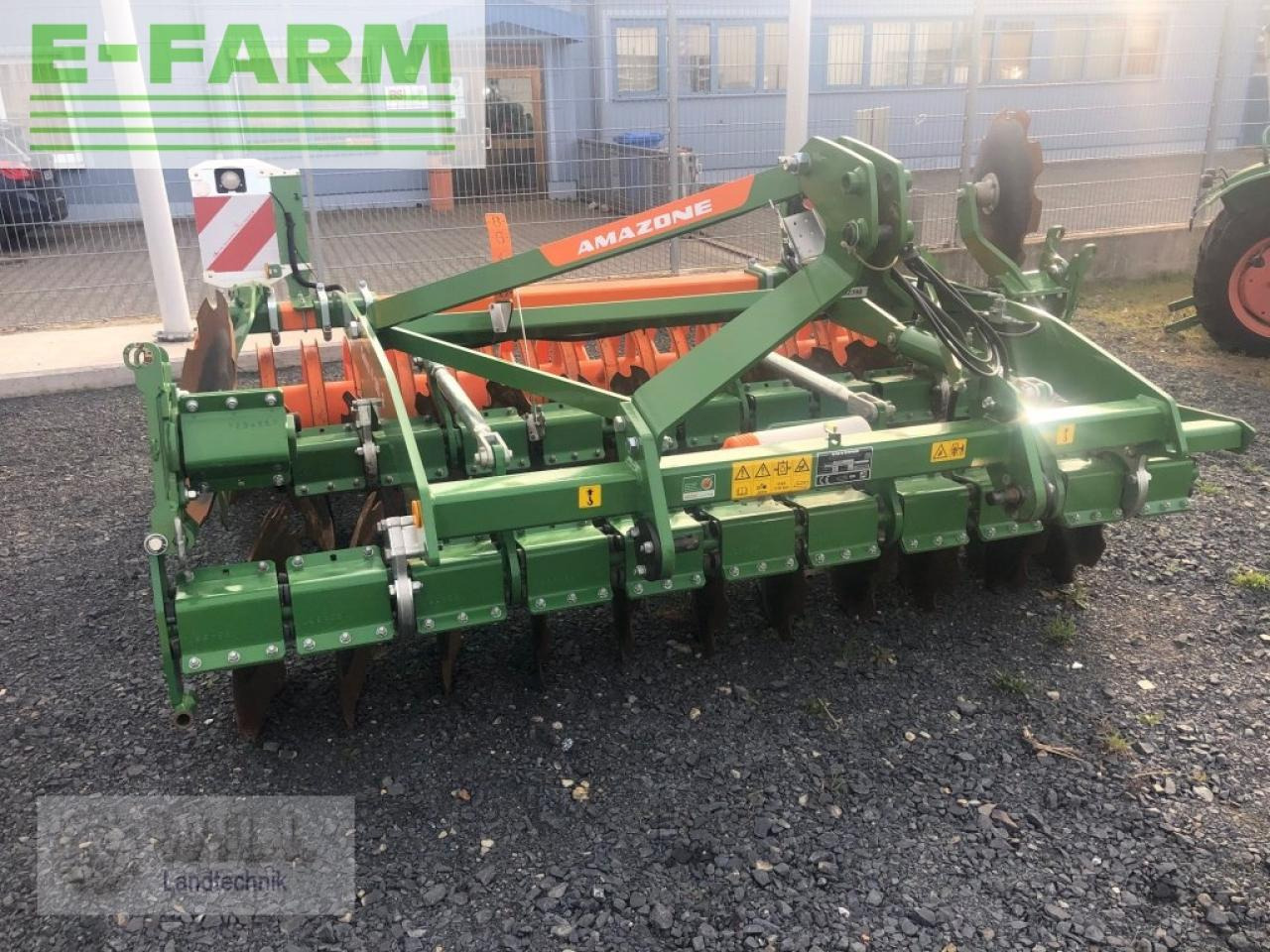 Amazone catros 3003 xl - Ситнач со дискови: слика 2 Amazone catros 3003 xl - Ситнач со дискови: слика 2