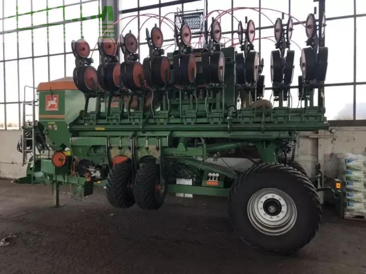 Amazone edx 9000-t - Прецизна машина за сеење: слика 4 Amazone edx 9000-t - Прецизна машина за сеење: слика 4