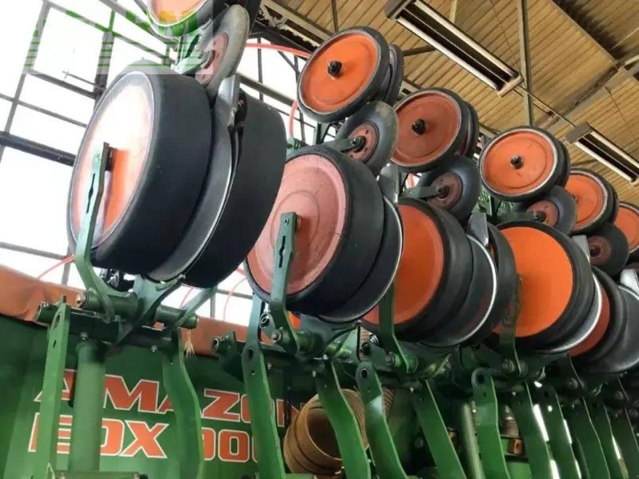 Amazone edx 9000-t - Прецизна машина за сеење: слика 5 Amazone edx 9000-t - Прецизна машина за сеење: слика 5