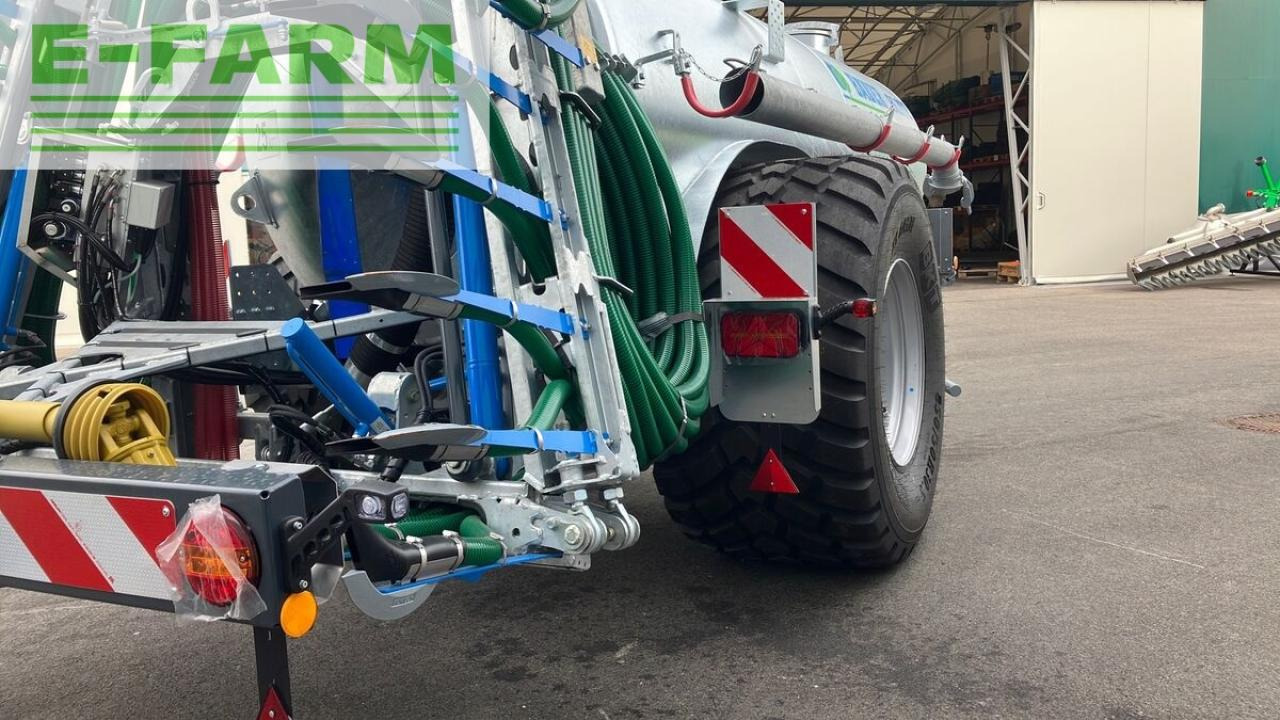 Bauer p 92 mit bomech up 10,5 schleppschuhverteiler - Цистерна за арско ѓубриво: слика 2 Bauer p 92 mit bomech up 10,5 schleppschuhverteiler - Цистерна за арско ѓубриво: слика 2