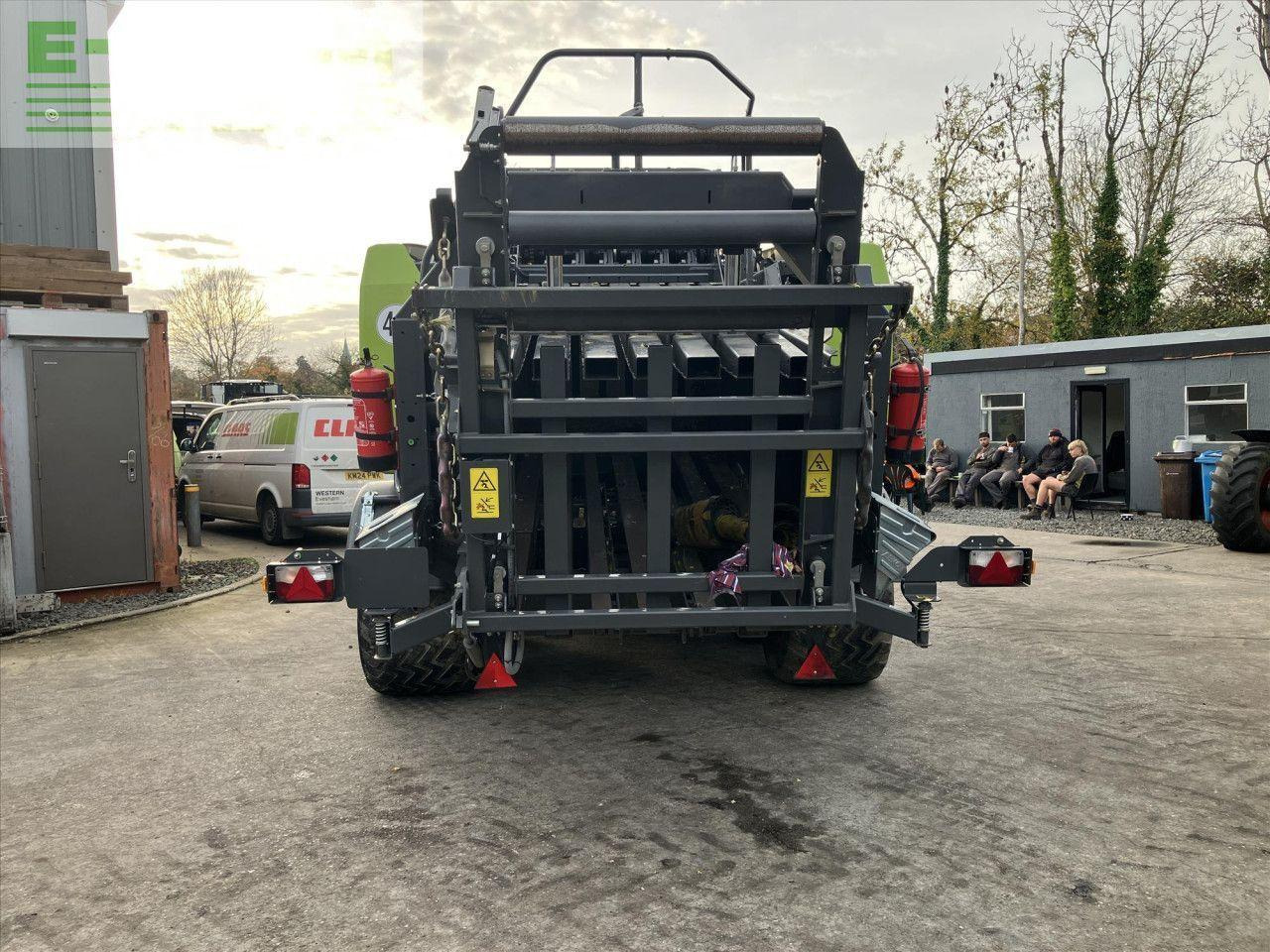 CLAAS QUADRANT 5300 RF - Балирка за квадратни бали: слика 4 CLAAS QUADRANT 5300 RF - Балирка за квадратни бали: слика 4