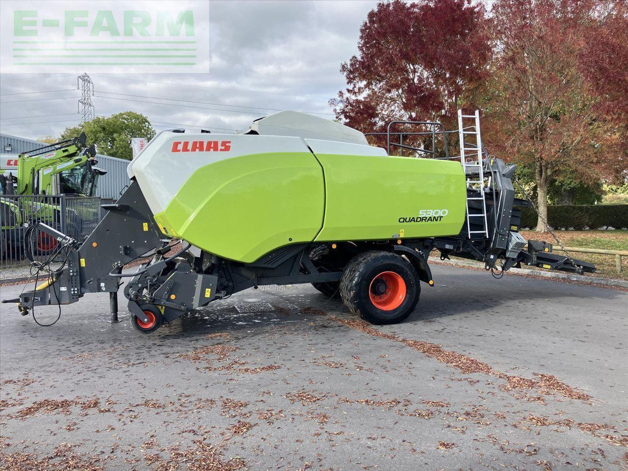 CLAAS QUADRANT 5300 ROTO FEED - Балирка за квадратни бали: слика 1 CLAAS QUADRANT 5300 ROTO FEED - Балирка за квадратни бали: слика 1