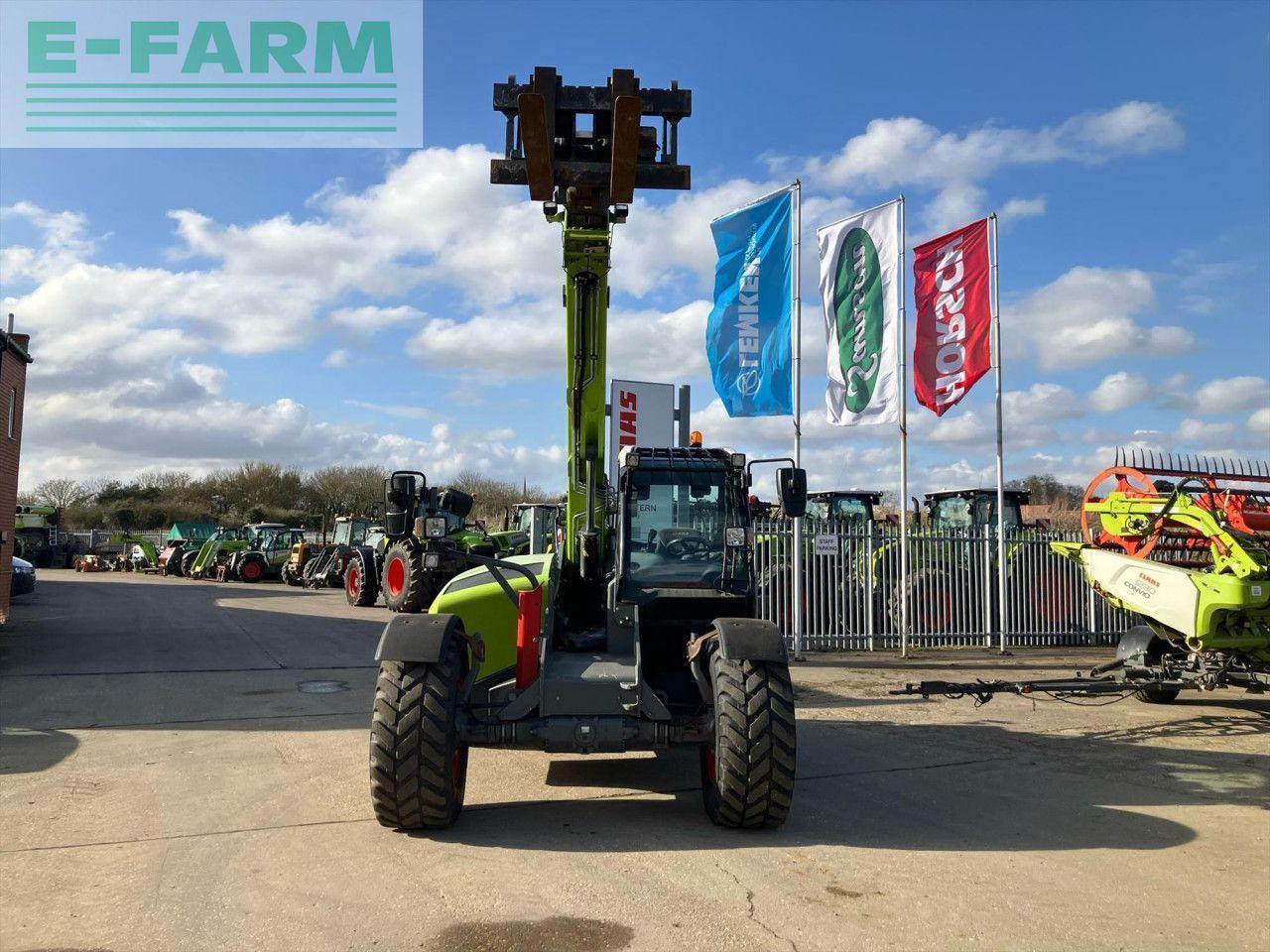 CLAAS SCORPION 746 VARIPOWER - Телескопски ракувач: слика 2 CLAAS SCORPION 746 VARIPOWER - Телескопски ракувач: слика 2