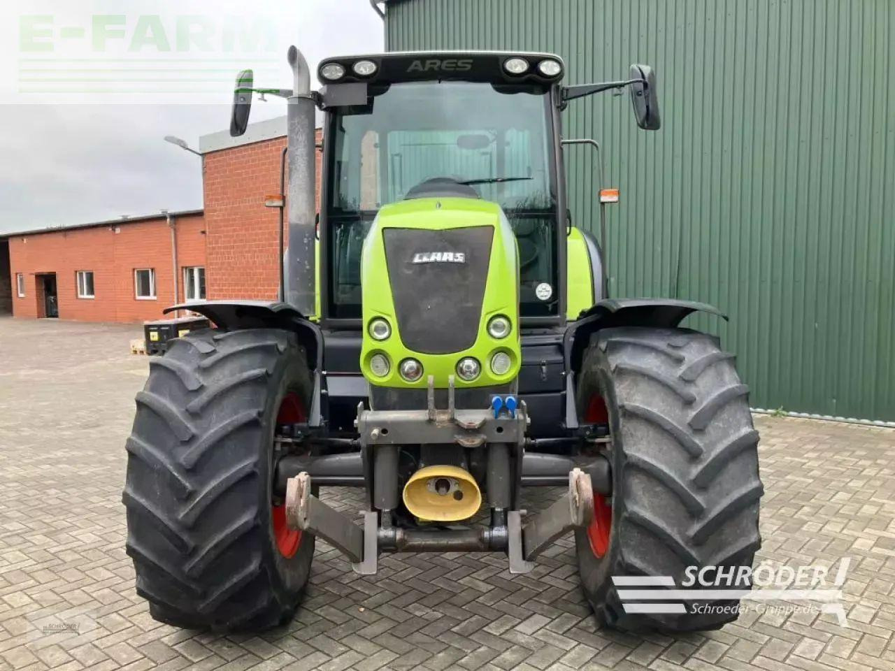 CLAAS ares 697 atz ATZ - Трактор: слика 2 CLAAS ares 697 atz ATZ - Трактор: слика 2