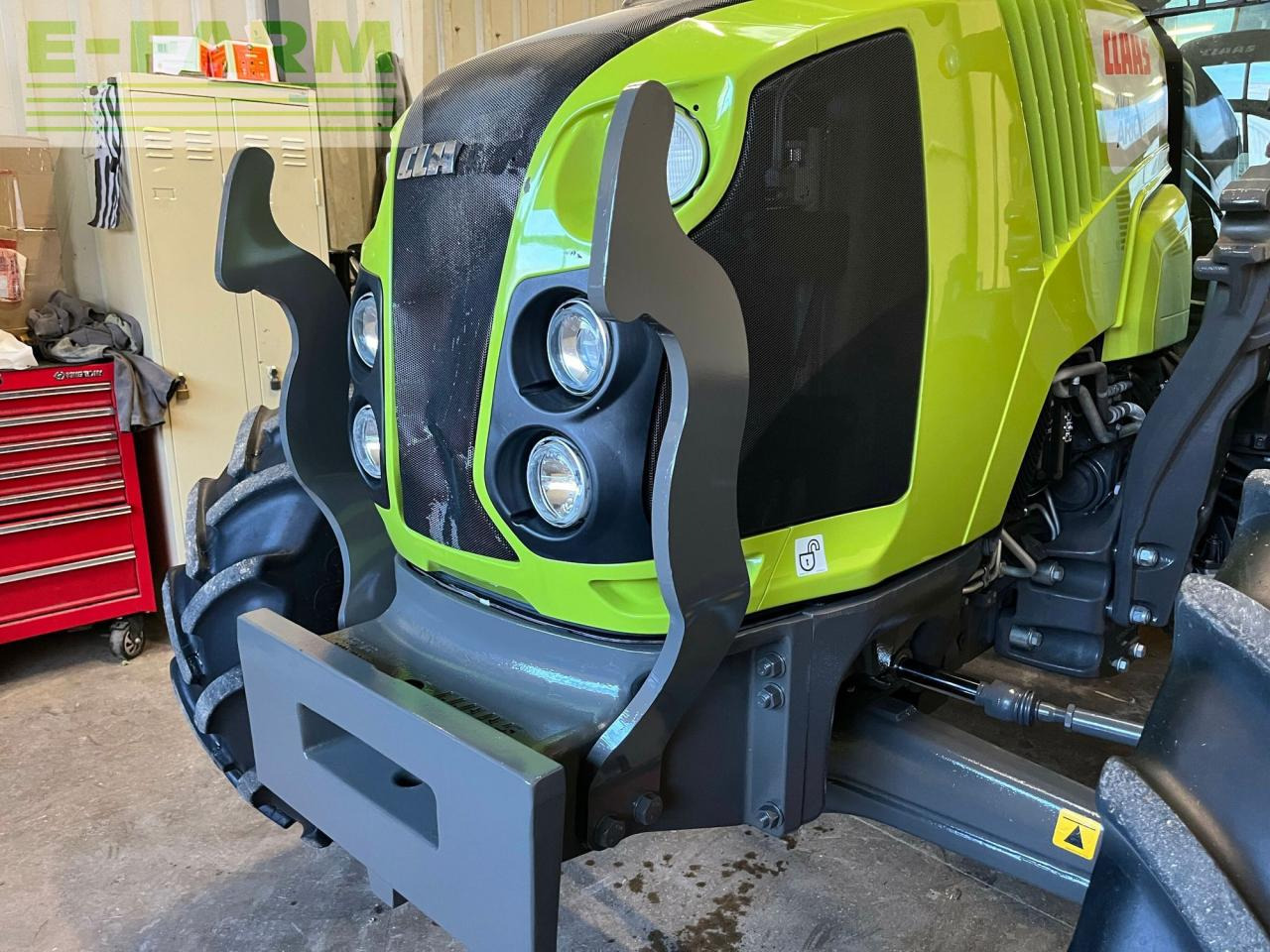 CLAAS arion 410 (a52/100) - Трактор: слика 4 CLAAS arion 410 (a52/100) - Трактор: слика 4