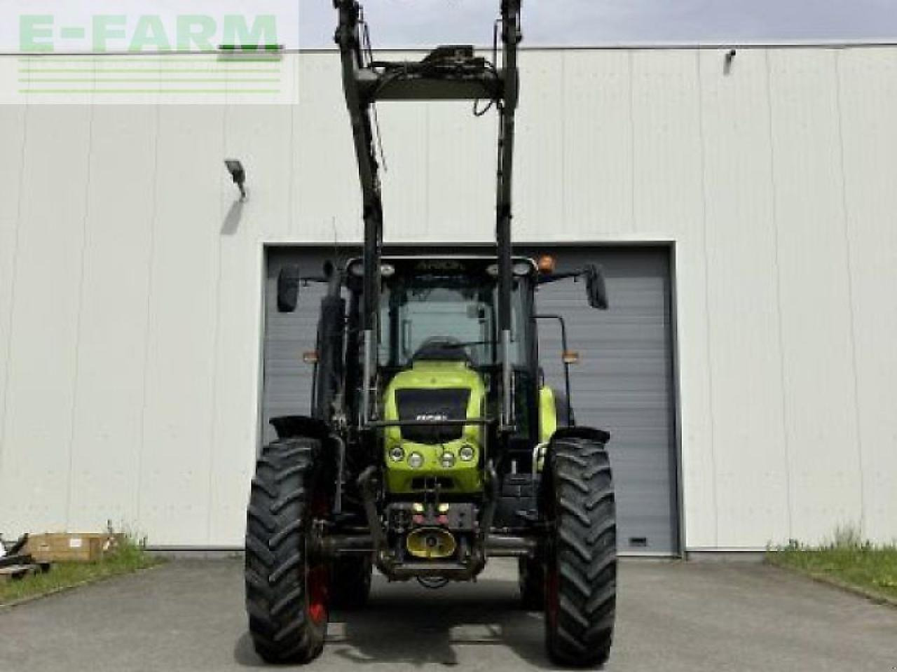 CLAAS arion 420 cis mit fl mx u10 - Трактор: слика 2 CLAAS arion 420 cis mit fl mx u10 - Трактор: слика 2