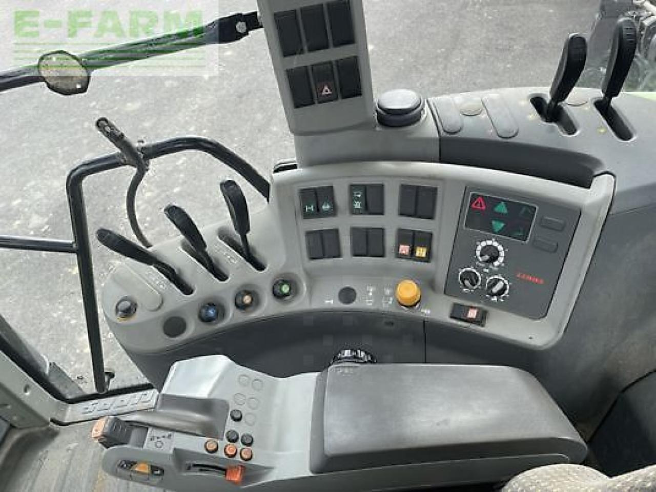 Трактор CLAAS arion 510: слика 13 Трактор CLAAS arion 510: слика 13