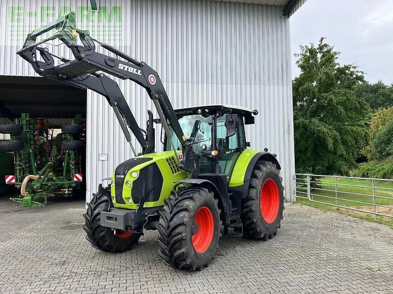 CLAAS arion 530 cmatic CMATIC - Трактор: слика 1 CLAAS arion 530 cmatic CMATIC - Трактор: слика 1