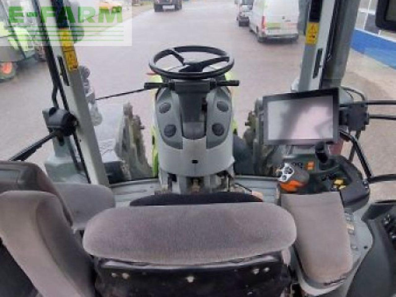 Трактор CLAAS arion 550 cmatic cebis CMATIC CEBIS: слика 22 Трактор CLAAS arion 550 cmatic cebis CMATIC CEBIS: слика 22