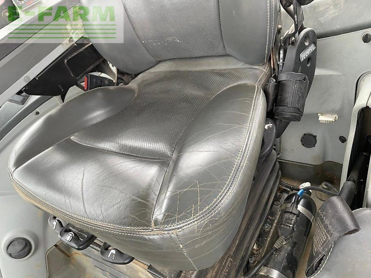 CLAAS arion 660 cis + CMATIC CIS+ - Трактор: слика 5 CLAAS arion 660 cis + CMATIC CIS+ - Трактор: слика 5
