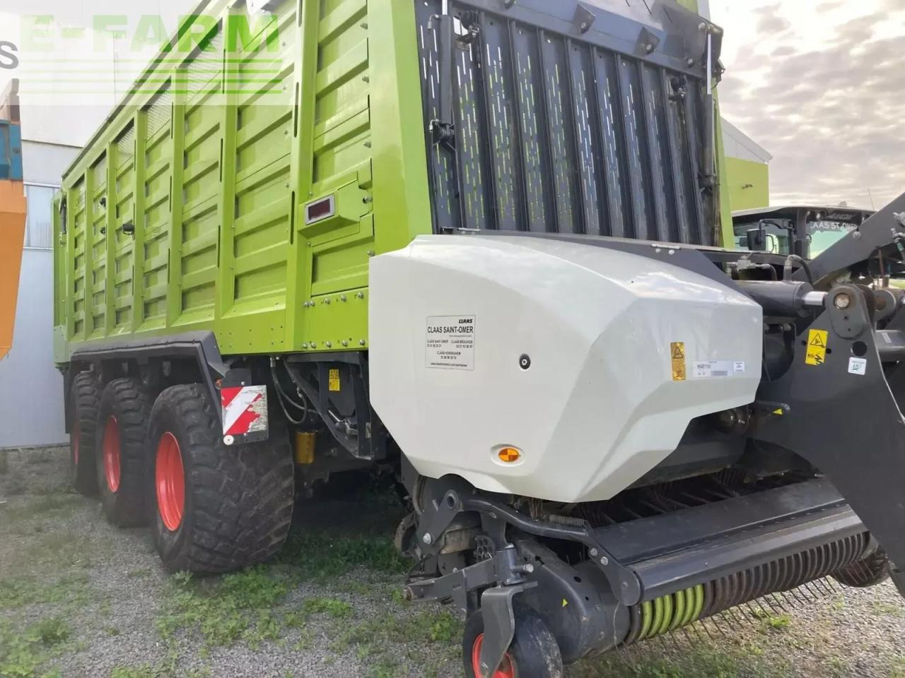 CLAAS autochargeuse cargos 9600 - Автотоварен вагон: слика 4 CLAAS autochargeuse cargos 9600 - Автотоварен вагон: слика 4