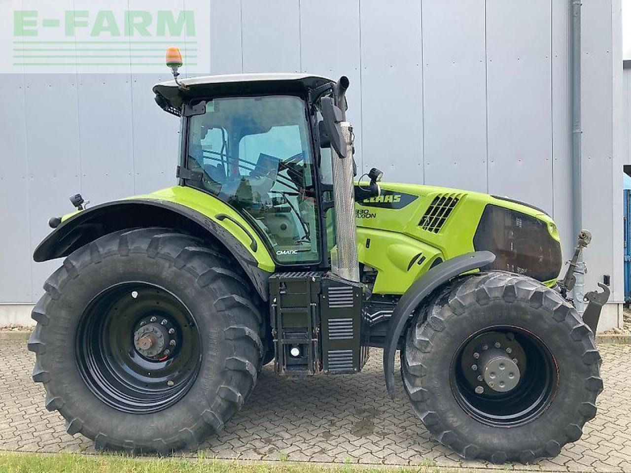 CLAAS axion 830 cmatic CMATIC - Трактор: слика 1 CLAAS axion 830 cmatic CMATIC - Трактор: слика 1