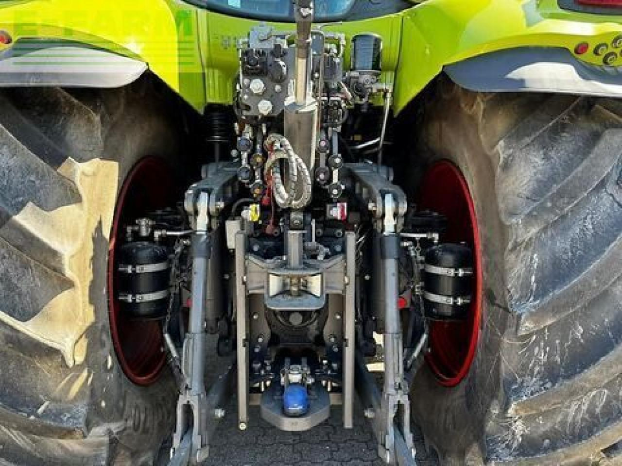 CLAAS axion 870 - Трактор: слика 5 CLAAS axion 870 - Трактор: слика 5