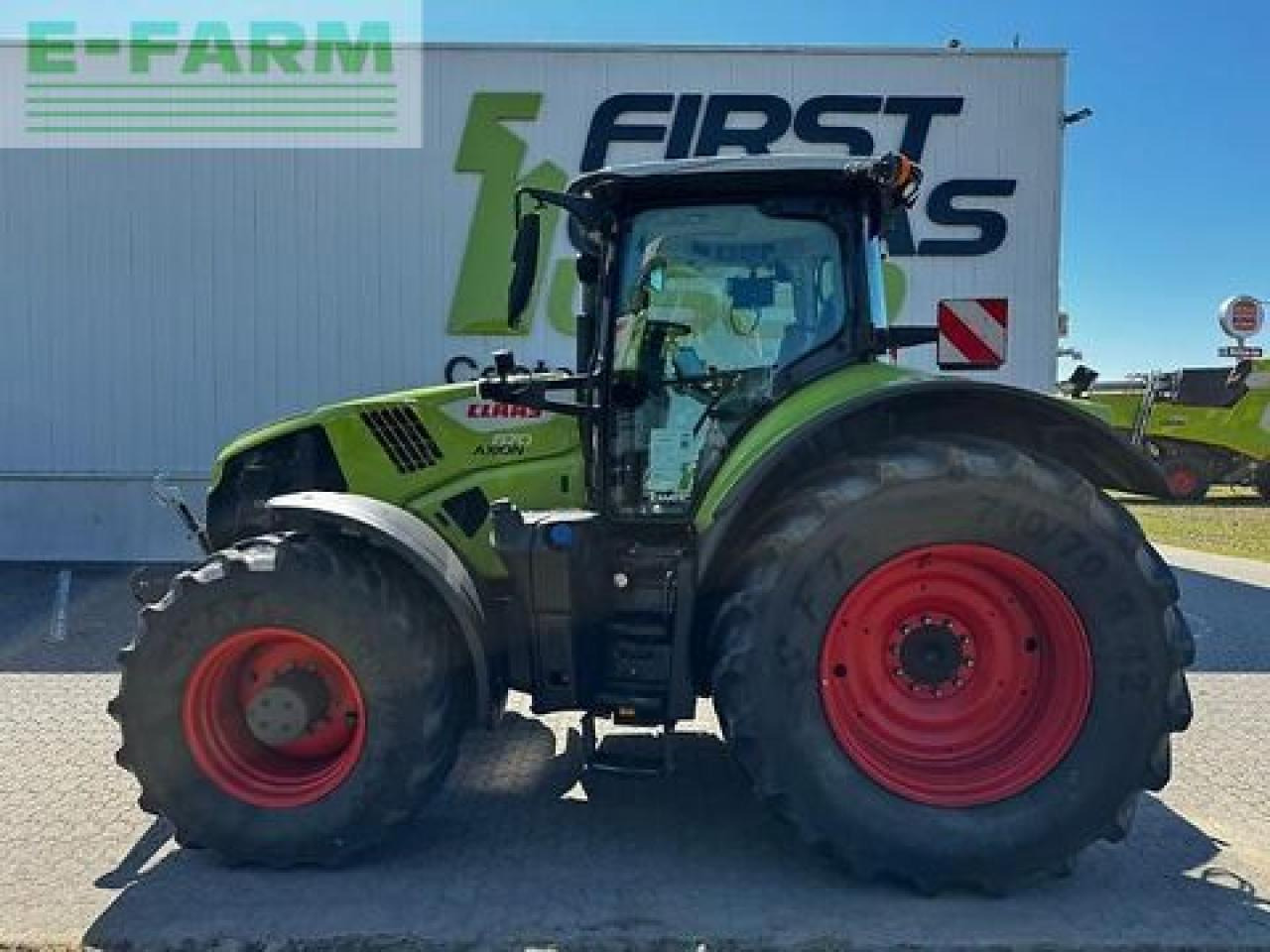 CLAAS axion 870 - Трактор: слика 2 CLAAS axion 870 - Трактор: слика 2