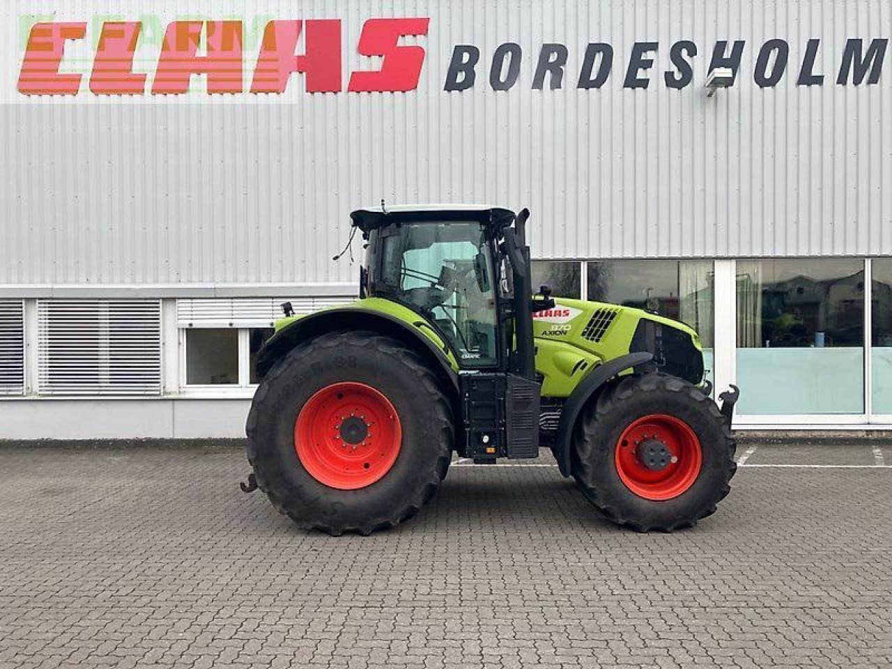 CLAAS axion 870 cmatic CMATIC - Трактор: слика 2 CLAAS axion 870 cmatic CMATIC - Трактор: слика 2