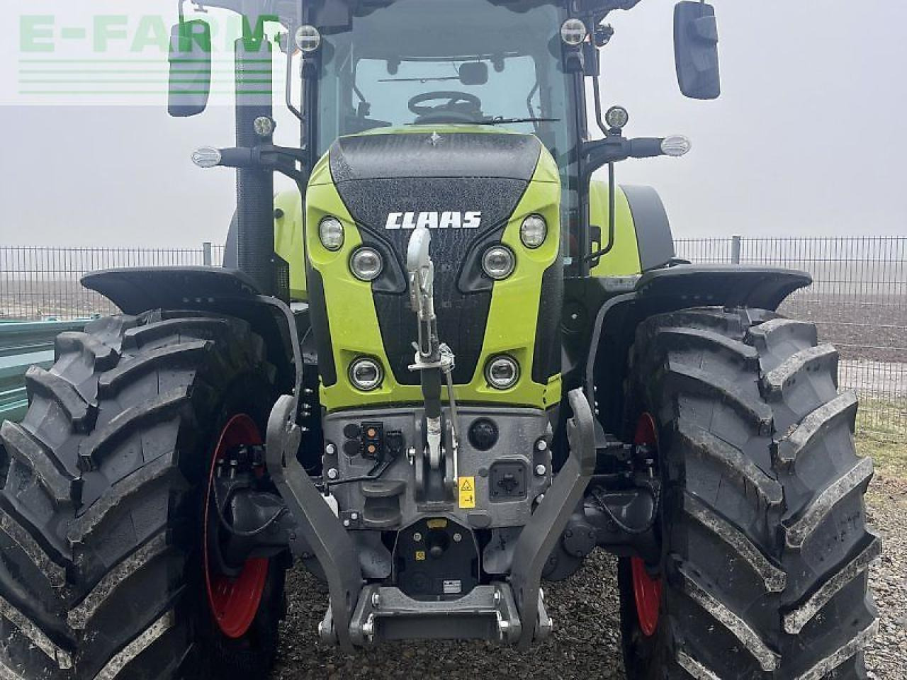 CLAAS axion 870 cmatic cebis CMATIC CEBIS - Трактор: слика 3 CLAAS axion 870 cmatic cebis CMATIC CEBIS - Трактор: слика 3