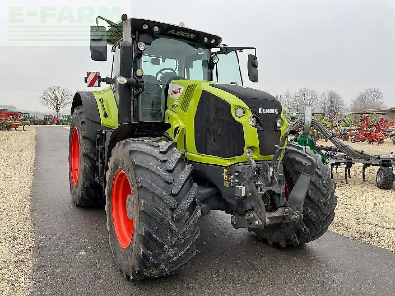 CLAAS axion 870 cmatic cebis CMATIC CEBIS - Трактор: слика 1 CLAAS axion 870 cmatic cebis CMATIC CEBIS - Трактор: слика 1