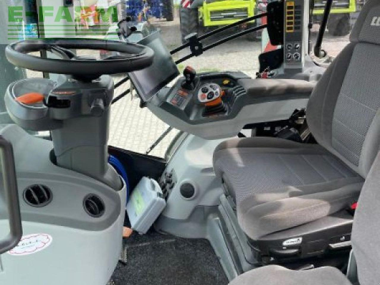 Трактор CLAAS axion 870 cmatic - stage v CMATIC: слика 12