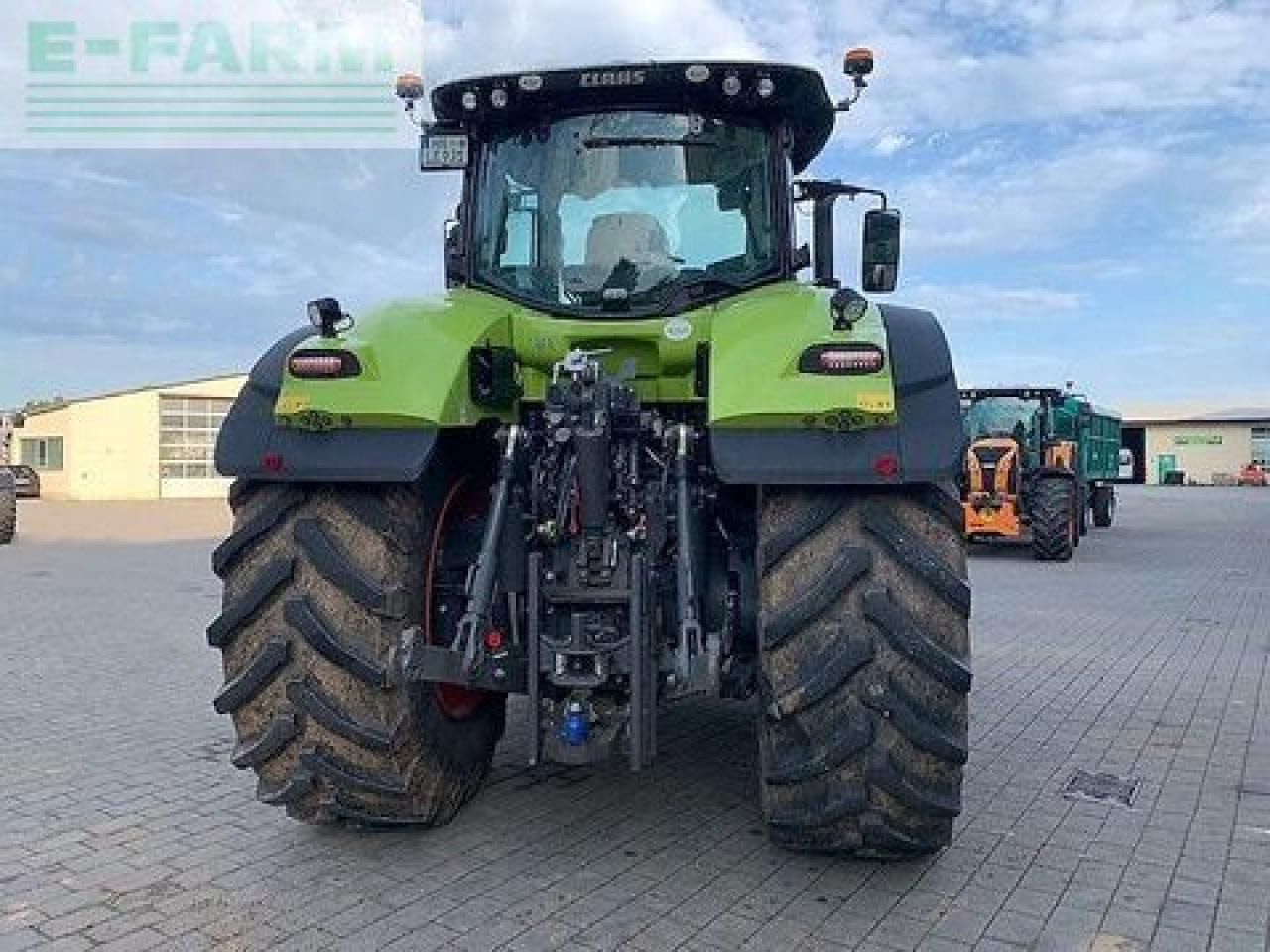 CLAAS axion 930 cmatic cebis CMATIC CEBIS - Трактор: слика 4 CLAAS axion 930 cmatic cebis CMATIC CEBIS - Трактор: слика 4