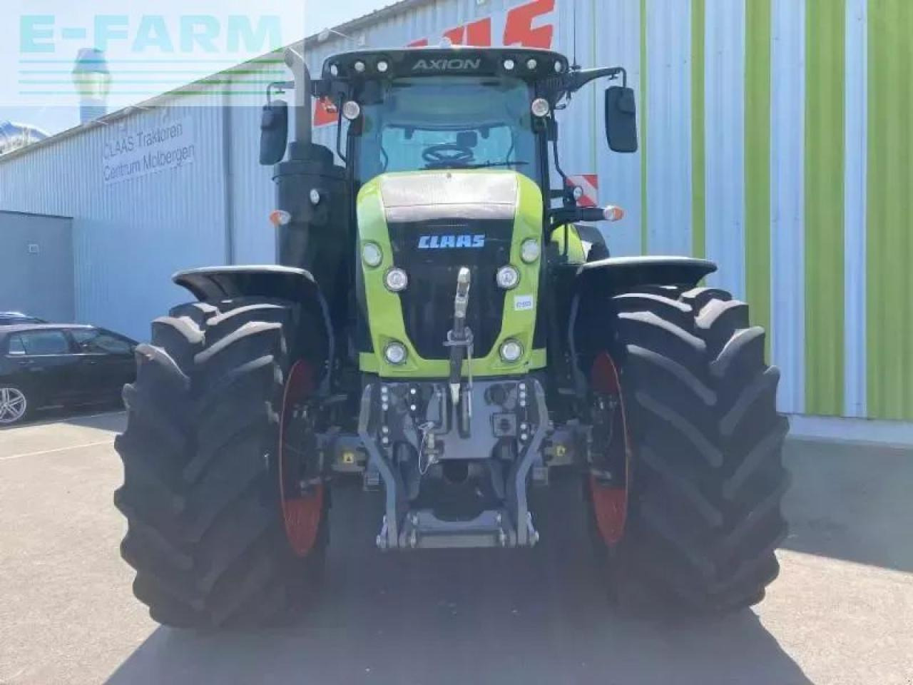 CLAAS axion 950 cmatic cis+ CMATIC CIS+ - Трактор: слика 2 CLAAS axion 950 cmatic cis+ CMATIC CIS+ - Трактор: слика 2