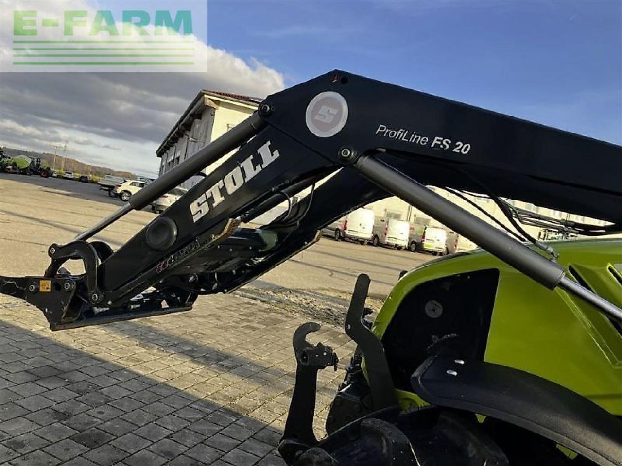 CLAAS axos 320 cl CL - Трактор: слика 4 CLAAS axos 320 cl CL - Трактор: слика 4