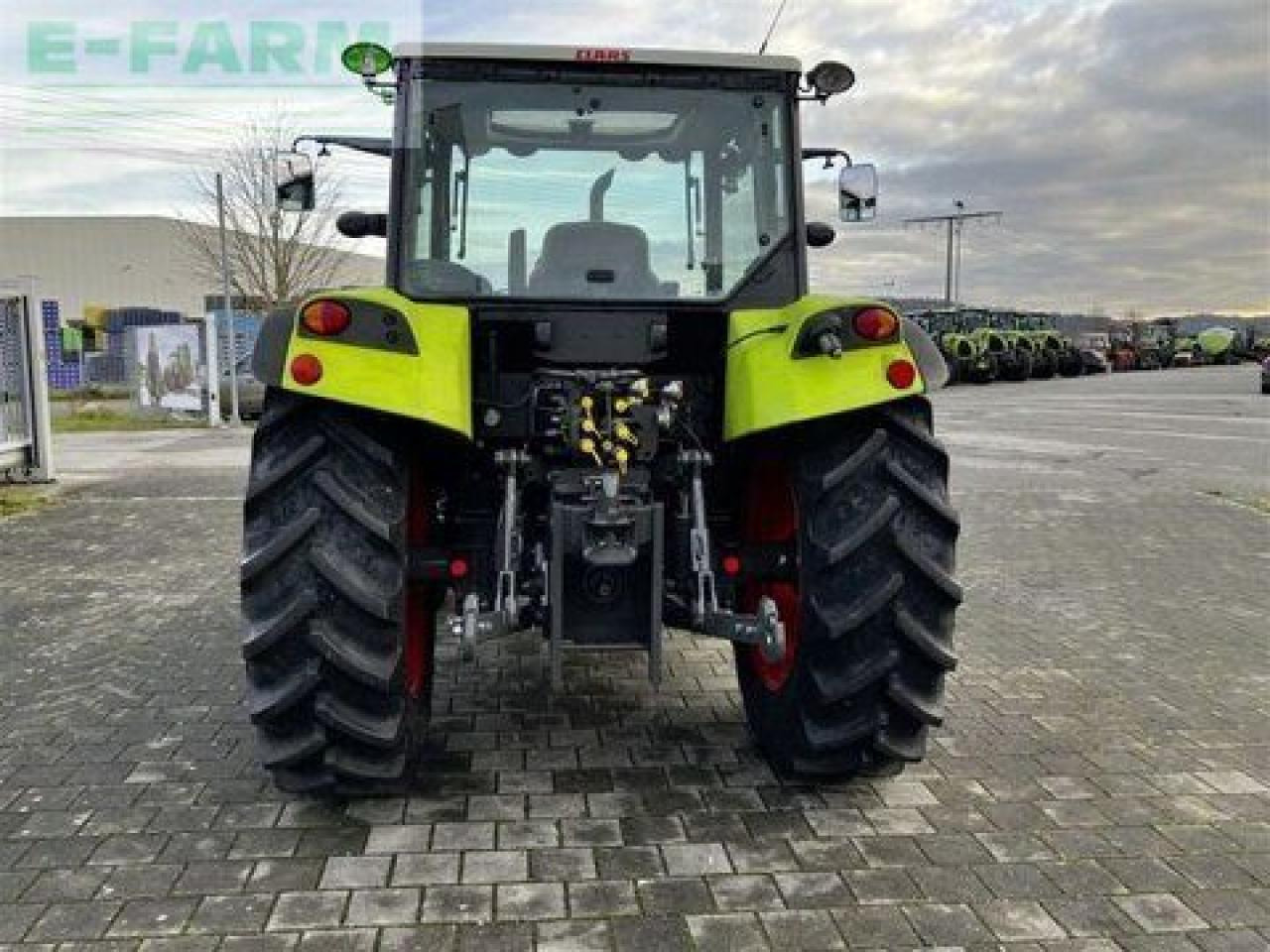 CLAAS axos 320 cl CL - Трактор: слика 5 CLAAS axos 320 cl CL - Трактор: слика 5