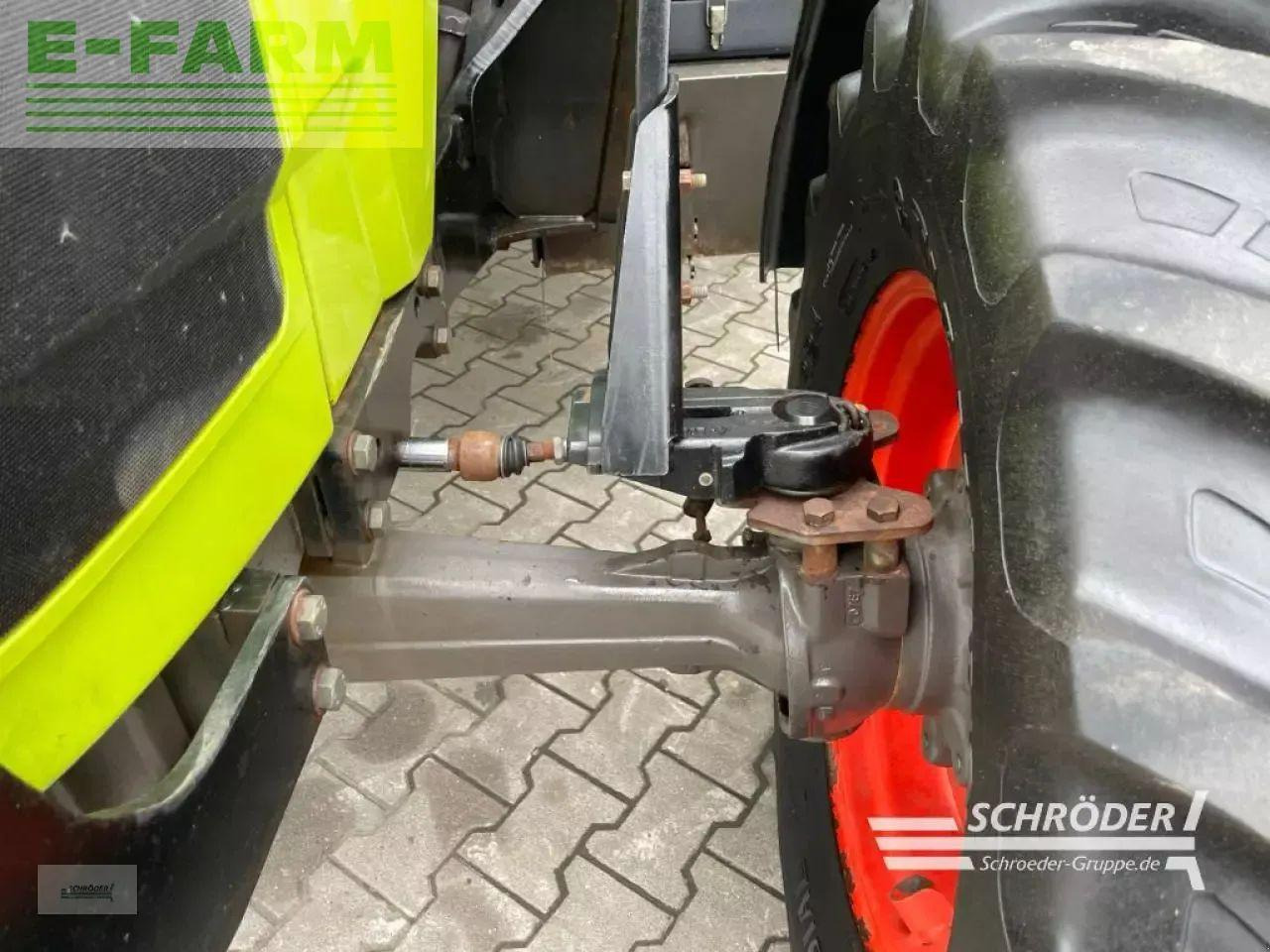 Трактор CLAAS celtis 426: слика 14