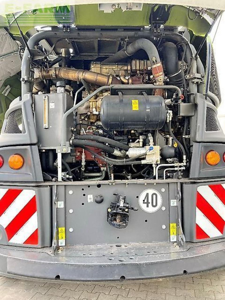 CLAAS jaguar 950 - Комбајн за сточна храна: слика 4 CLAAS jaguar 950 - Комбајн за сточна храна: слика 4