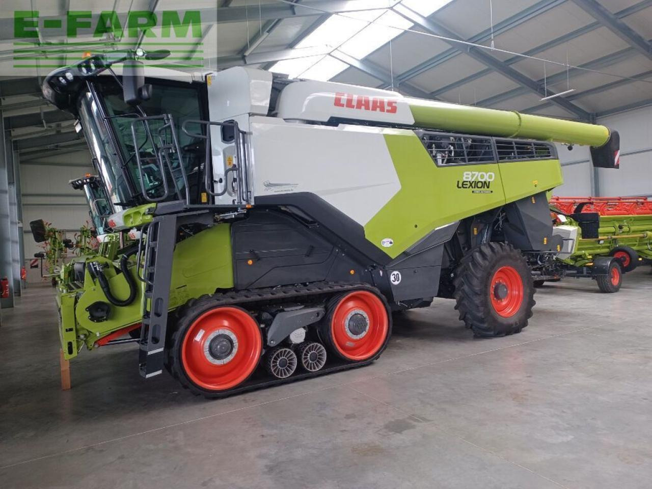 CLAAS lexion 8700 tt terratrac + v 1230 - Комбајн: слика 1 CLAAS lexion 8700 tt terratrac + v 1230 - Комбајн: слика 1
