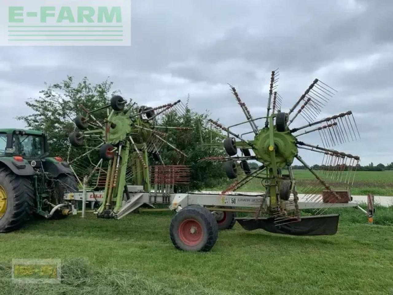 CLAAS liner 3000 - Превртувач и гребло: слика 1 CLAAS liner 3000 - Превртувач и гребло: слика 1