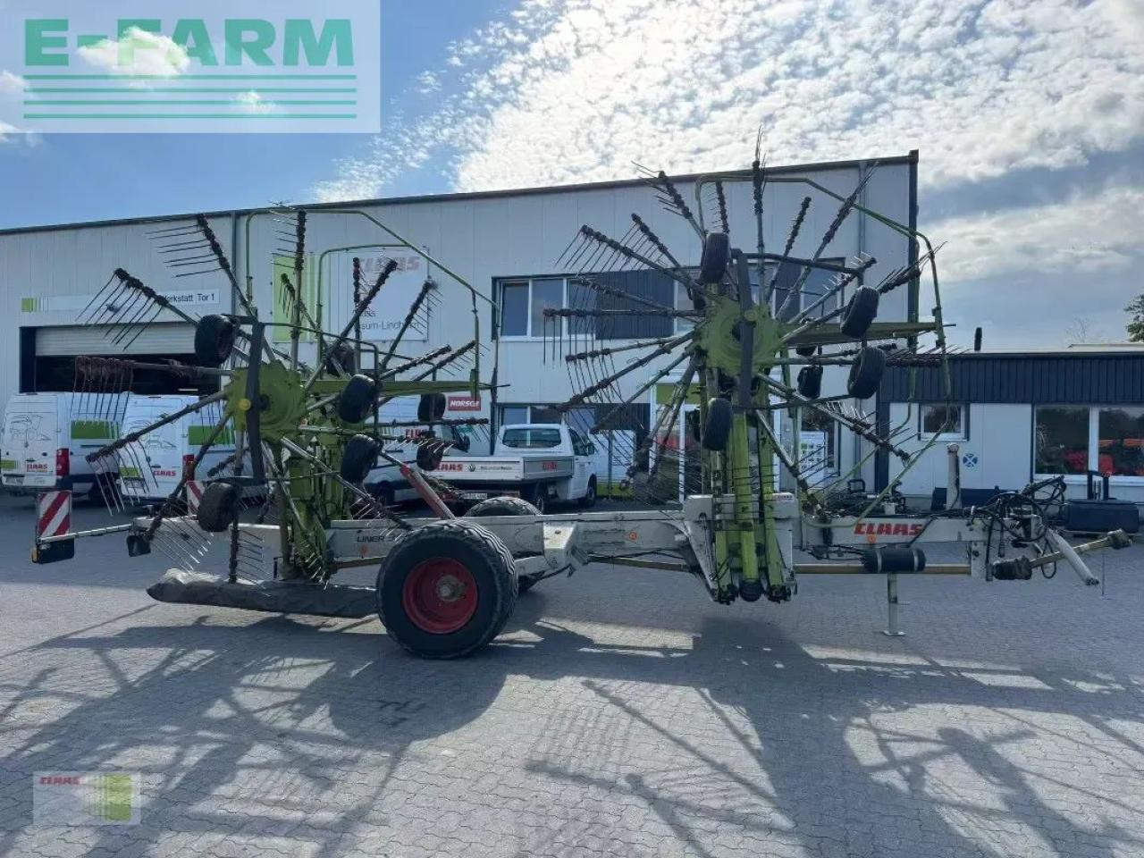 CLAAS liner 3600 - Превртувач и гребло: слика 3 CLAAS liner 3600 - Превртувач и гребло: слика 3