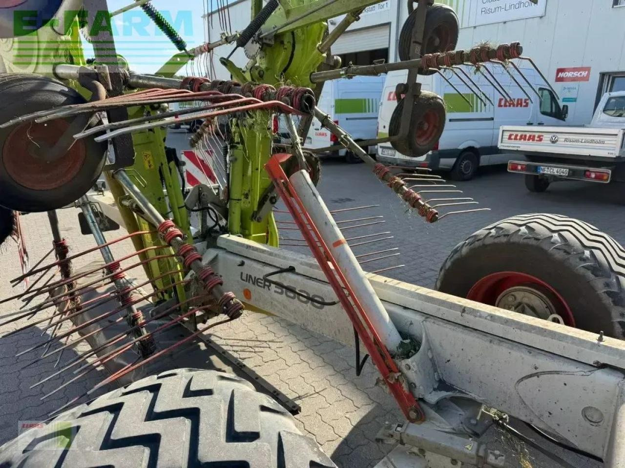 CLAAS liner 3600 - Превртувач и гребло: слика 4 CLAAS liner 3600 - Превртувач и гребло: слика 4