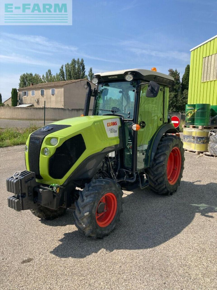CLAAS nexos 230 ve cabine 4rm t4i VE - Трактор: слика 3 CLAAS nexos 230 ve cabine 4rm t4i VE - Трактор: слика 3