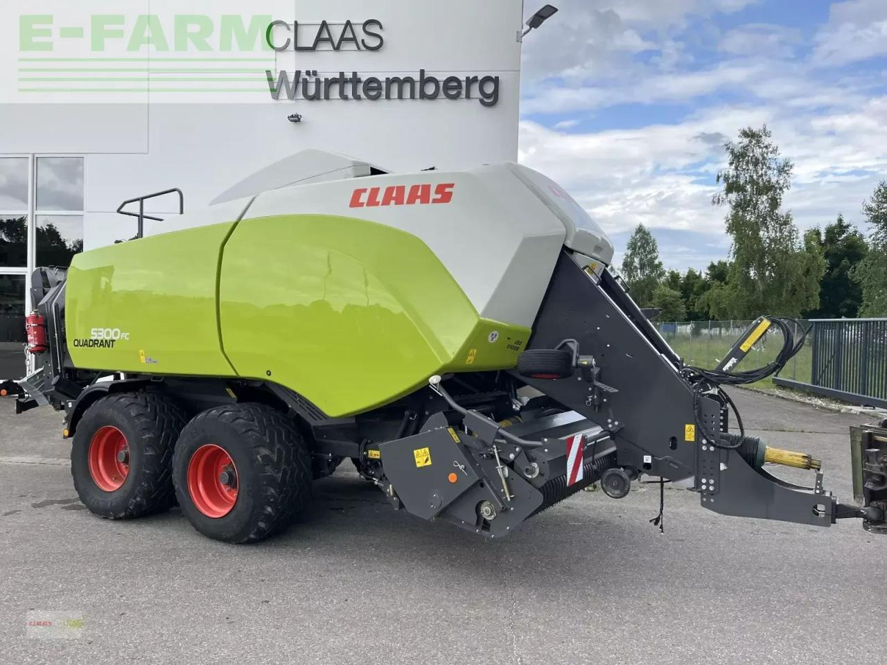 CLAAS quadrant 5300 fc t - Балирка за квадратни бали: слика 1 CLAAS quadrant 5300 fc t - Балирка за квадратни бали: слика 1