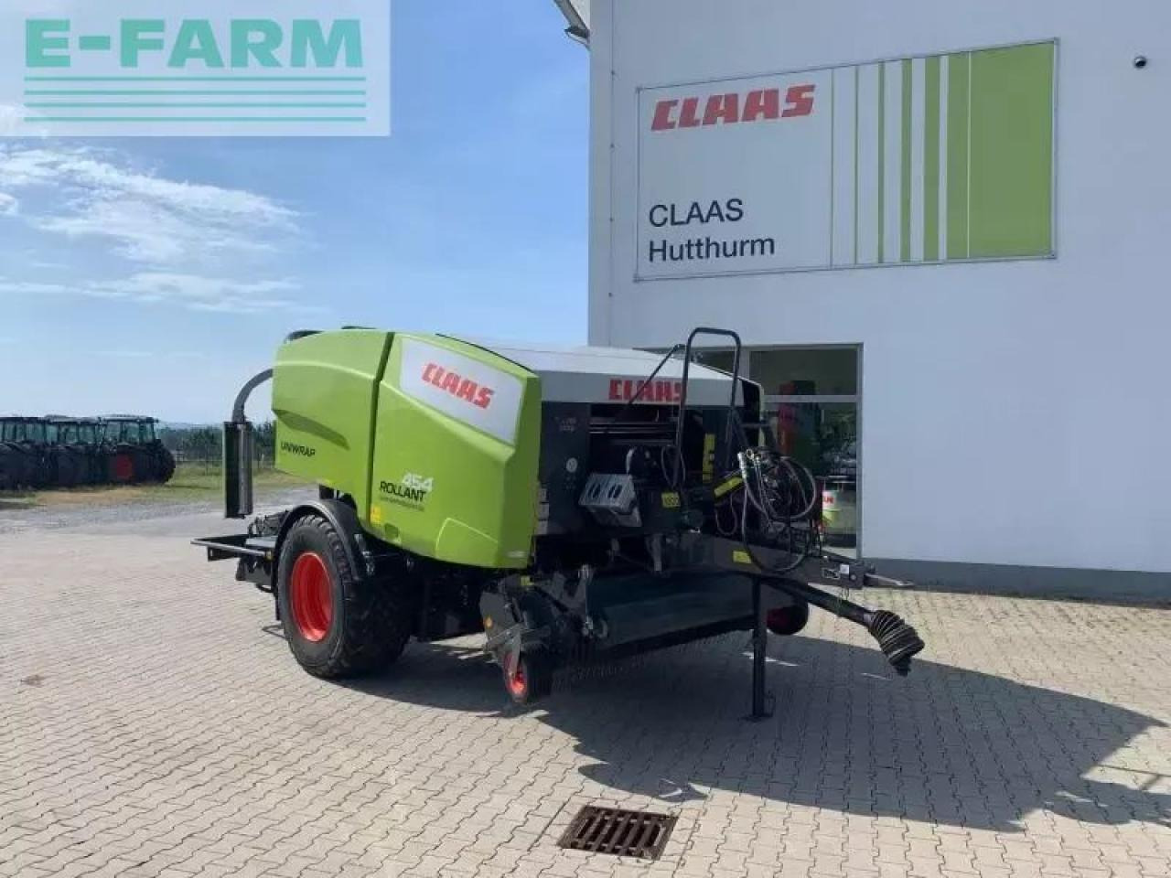 CLAAS rollant 454 rc uniwrap - Балирка за квадратни бали: слика 1 CLAAS rollant 454 rc uniwrap - Балирка за квадратни бали: слика 1