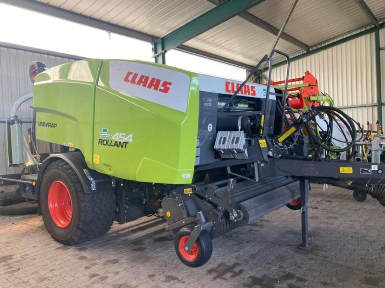 CLAAS rollant 454 rc uw - Балирка за квадратни бали: слика 1 CLAAS rollant 454 rc uw - Балирка за квадратни бали: слика 1